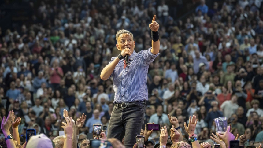 Bruce Springsteen y The E Street Band incendian el directo con la segunda entrega de 'Philadelphia Freedom Cut'