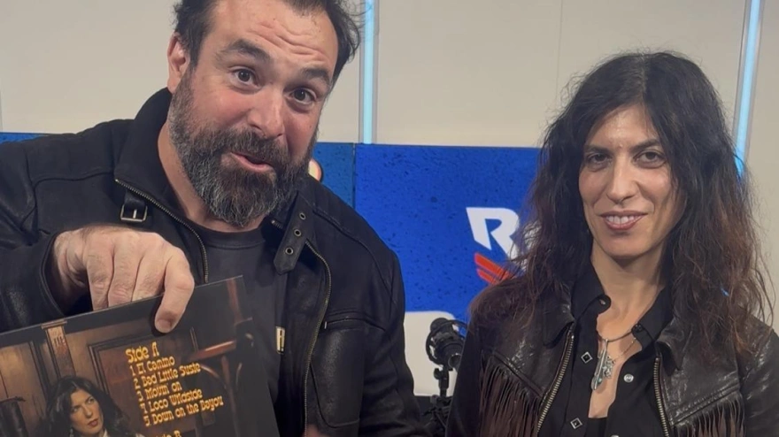 Susan Santos en RockFM Motel con Rodrigo Contreras