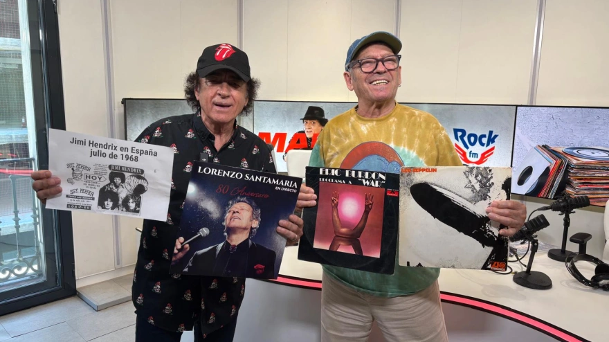 Lorenzo Santamaría junto a Mariskal en el estudio de RockFM