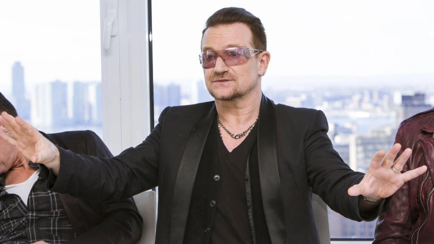 3AX3MDF 3AX3MDF December 7, 2013 - Hollywood, California, U.S. - NEW YORK, NY - DECEMBER 7: Portraits of Bono and U2 promoting the song ''Ordinary Love'' written for the movie ''Mandela: Long Walk to Freedom'' at the Soho Mondrian Hotel in New York, NY on December 7, 2013. Photo Credit: (Credit Image: © Armando Gallo/ZUMA Studio)